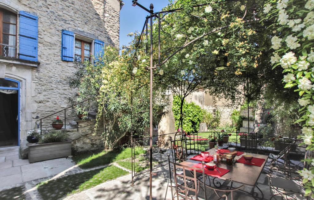 Chambres D'Hotes Le Relais Des Marmottes En Luberon Lagnes Екстериор снимка